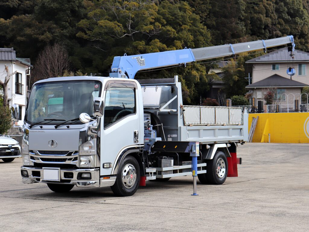 日産UD コンドル 小型 ダンプ 10尺 BDG-BMR85N