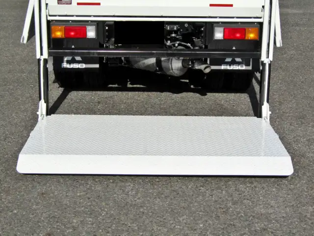 三菱 キャンター 小型 平ボディ パワーゲート 2RG-FBAV0の中古トラック画像9