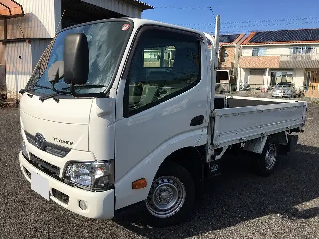 トヨタ トヨエース 小型 平ボディ QDF-KDY221 H29の中古トラック画像1