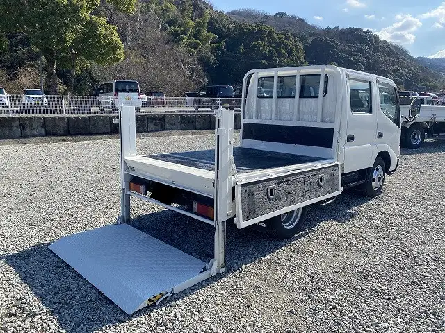 日野 デュトロ 小型 平ボディ Wキャブ パワーゲートの中古トラック画像7