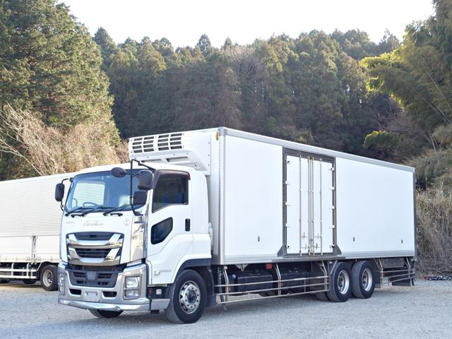 いすゞ ギガ 大型 冷凍冷蔵 QKG-CYL77B