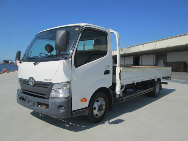 トヨタ ダイナ 小型 平ボディ TPG-XZU722 H30｜画像1