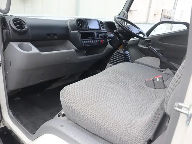 トヨタ ダイナ 小型 平ボディ TKG-XZC600 H30の中古トラック画像12