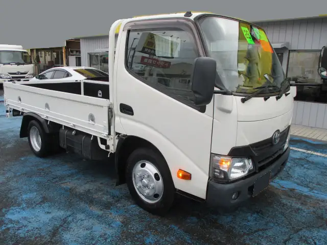トヨタ トヨエース 小型 平ボディ TKG-XZC605 H28の中古トラック画像2