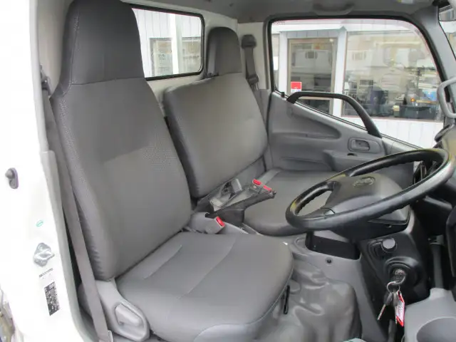 トヨタ トヨエース 小型 平ボディ TKG-XZC605 H28の中古トラック画像13