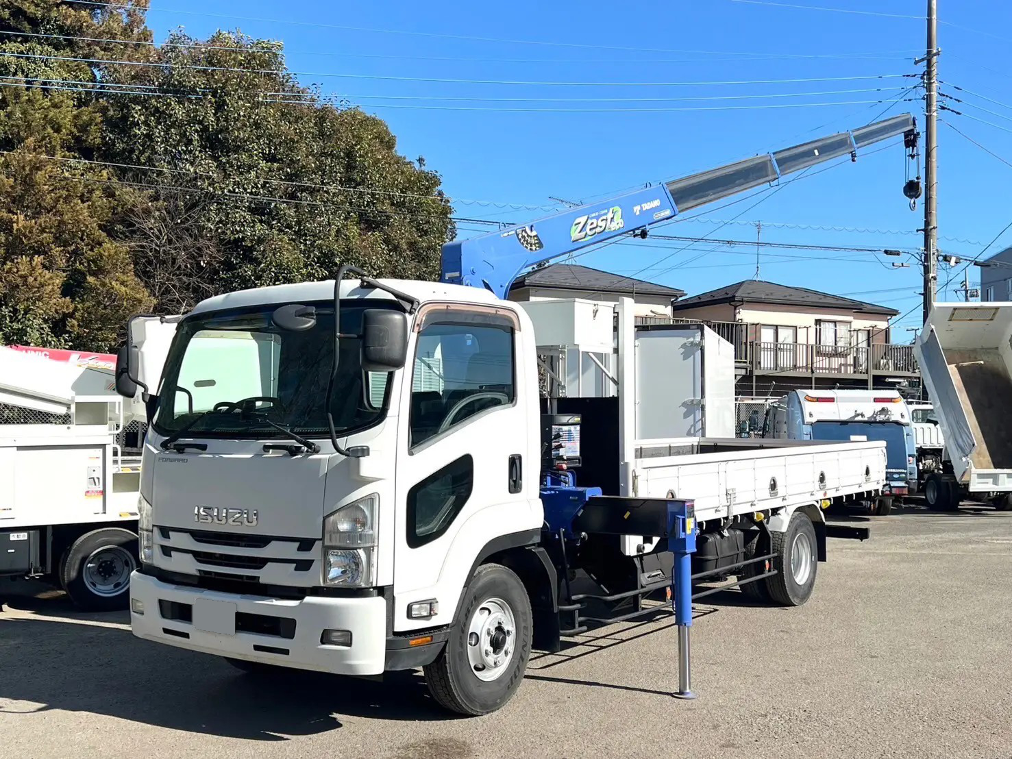 いすゞ フォワード 中型/増トン クレーン付 標準 TKG-FRR90S1