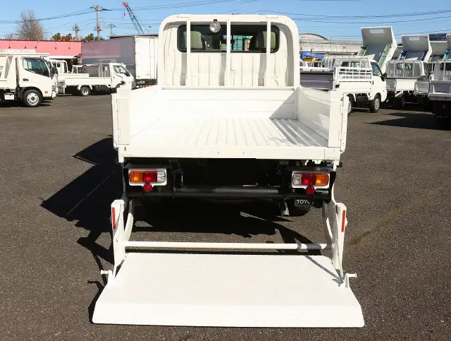 トヨタ ダイナ 小型 平ボディ Wキャブ パワーゲートの中古トラック画像6