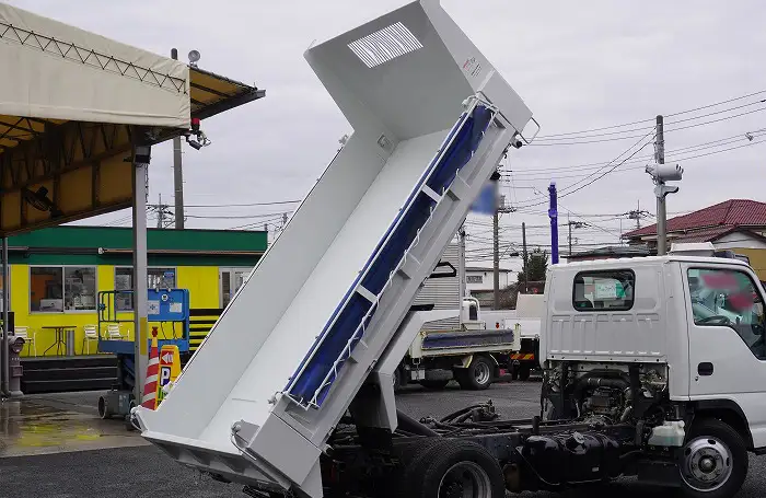 いすゞ エルフ 小型 ダンプ ローダー 強化の中古トラック画像4