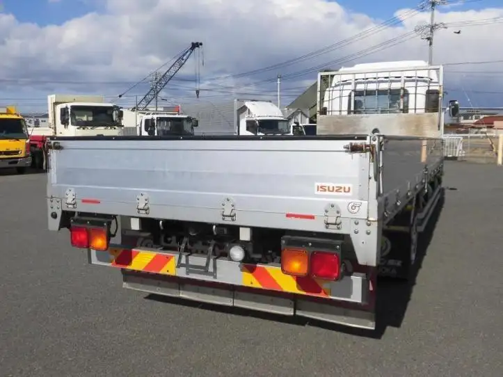 いすゞ フォワード 中型/増トン 平ボディ 標準 TKG-FRR90S2 の いすゞ フォワード 中型/増トン 平ボディ 標準 TKG-FRR90S2 の