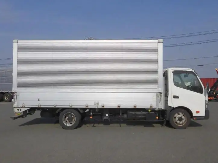 トヨタ ダイナ 小型 ウイング TKG-XZU720 H26の中古トラック画像3
