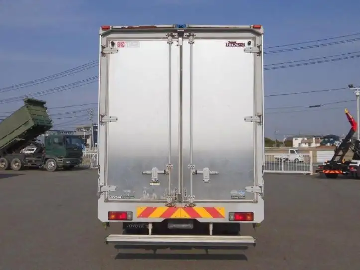 トヨタ ダイナ 小型 ウイング TKG-XZU720 H26の中古トラック画像5