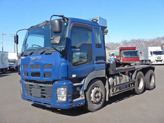 いすゞ ギガ 大型 トラクター 2デフ ベッド｜画像1