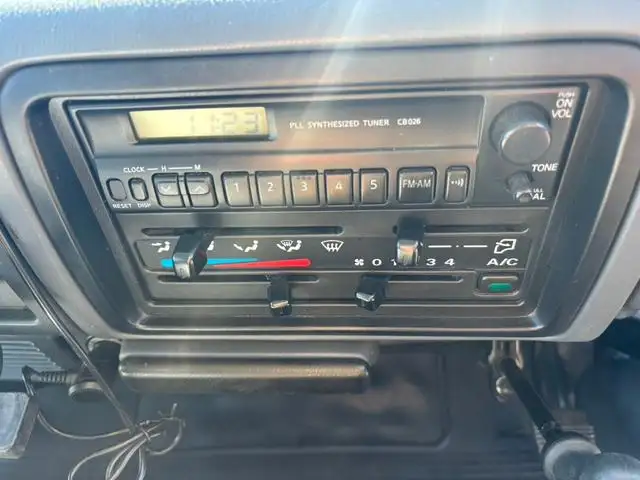 日産 アトラス 小型 平ボディ Wキャブ パワーゲートの中古トラック画像10