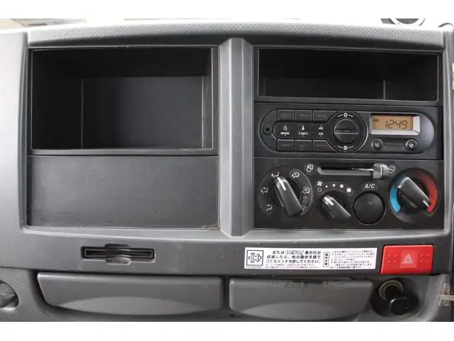いすゞ エルフ 小型 平ボディ Wキャブ の中古トラック画像9