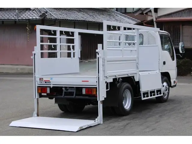 いすゞ エルフ 小型 平ボディ パワーゲート 床鉄板の中古トラック画像4