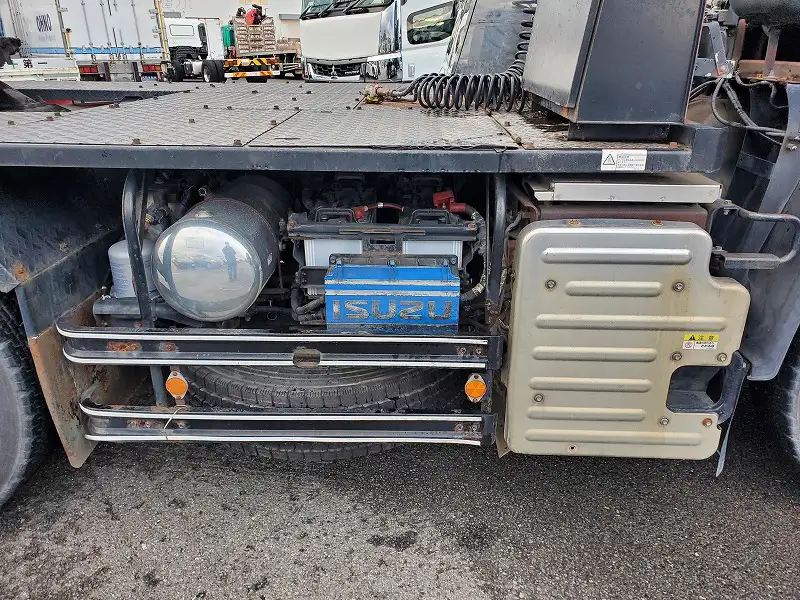 いすゞ ギガ 大型 トラクター ハイルーフ 2デフの中古トラック画像16