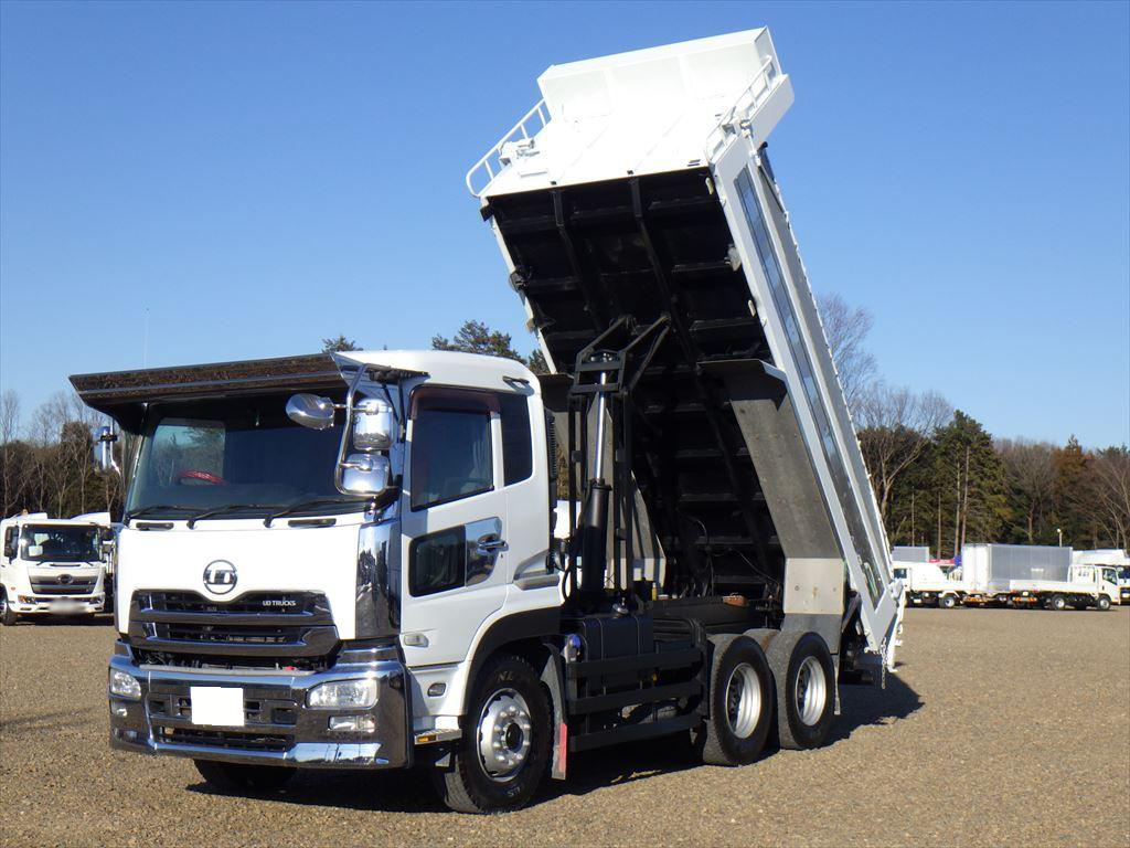 日産UD クオン 大型 ダンプ