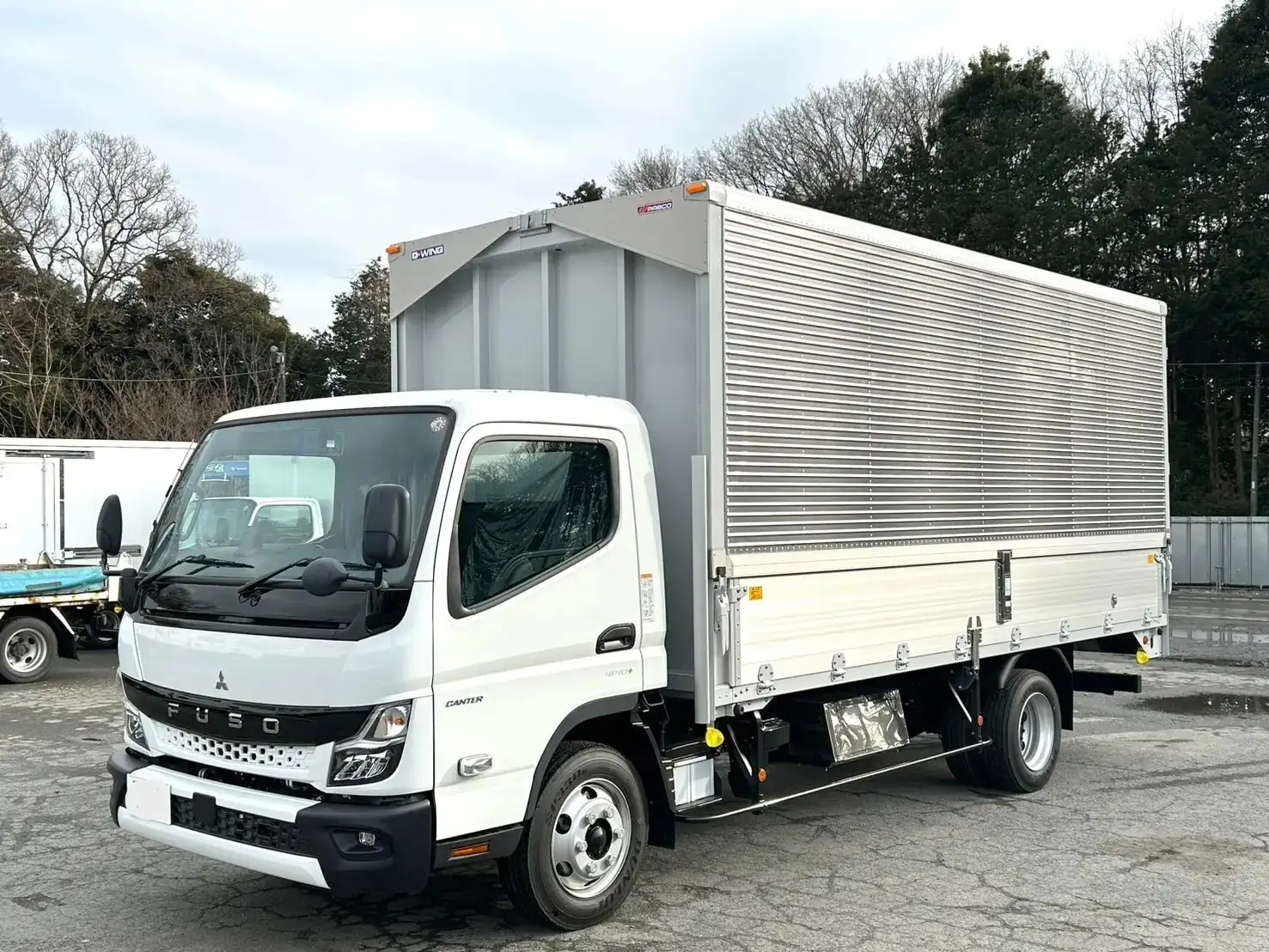 三菱 キャンター 小型 ウイング 2PG-FEB90 R6の中古トラック画像1