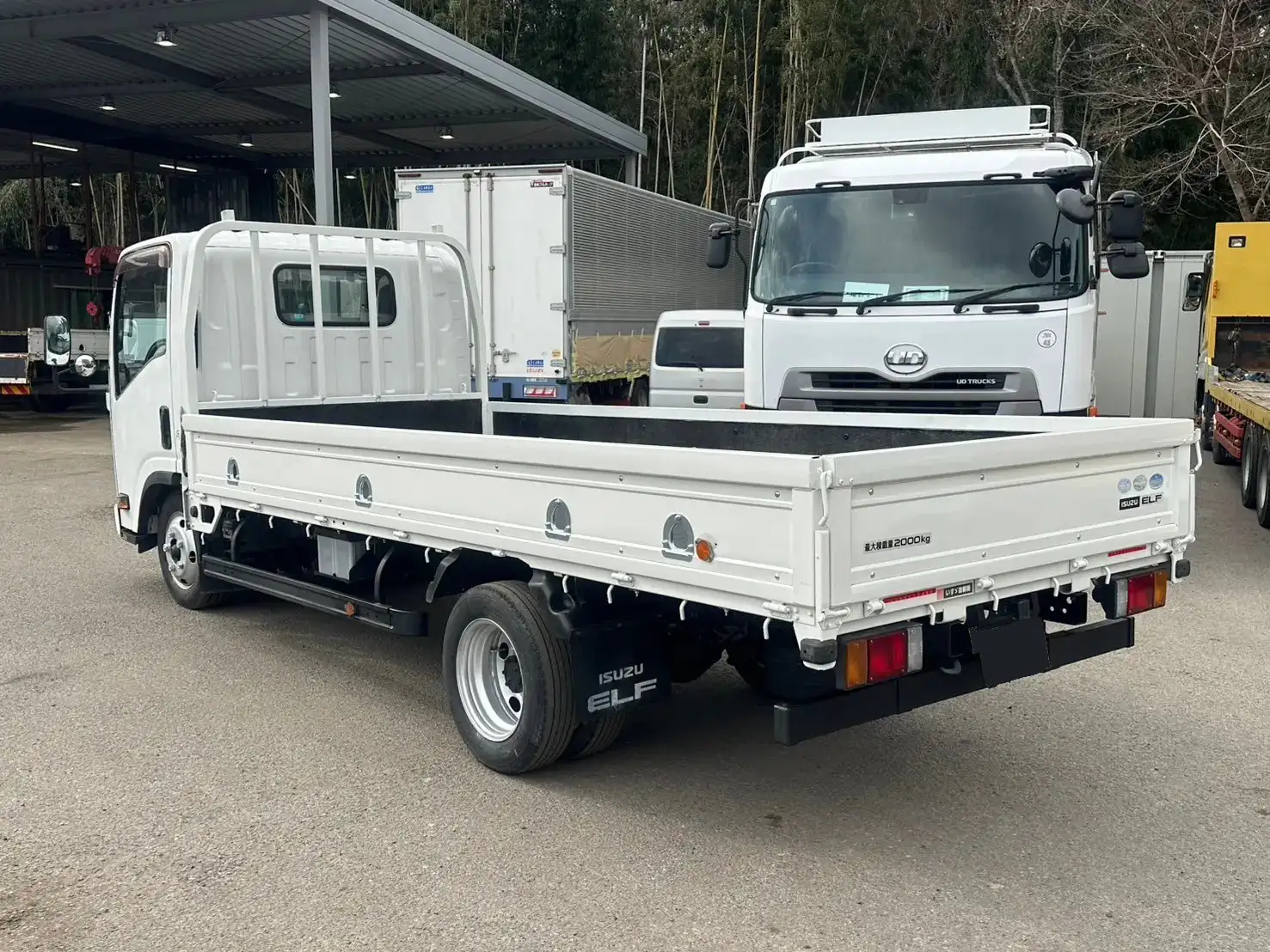 いすゞ エルフ 小型 平ボディ TKG-NLR85AR H26の中古トラック画像5