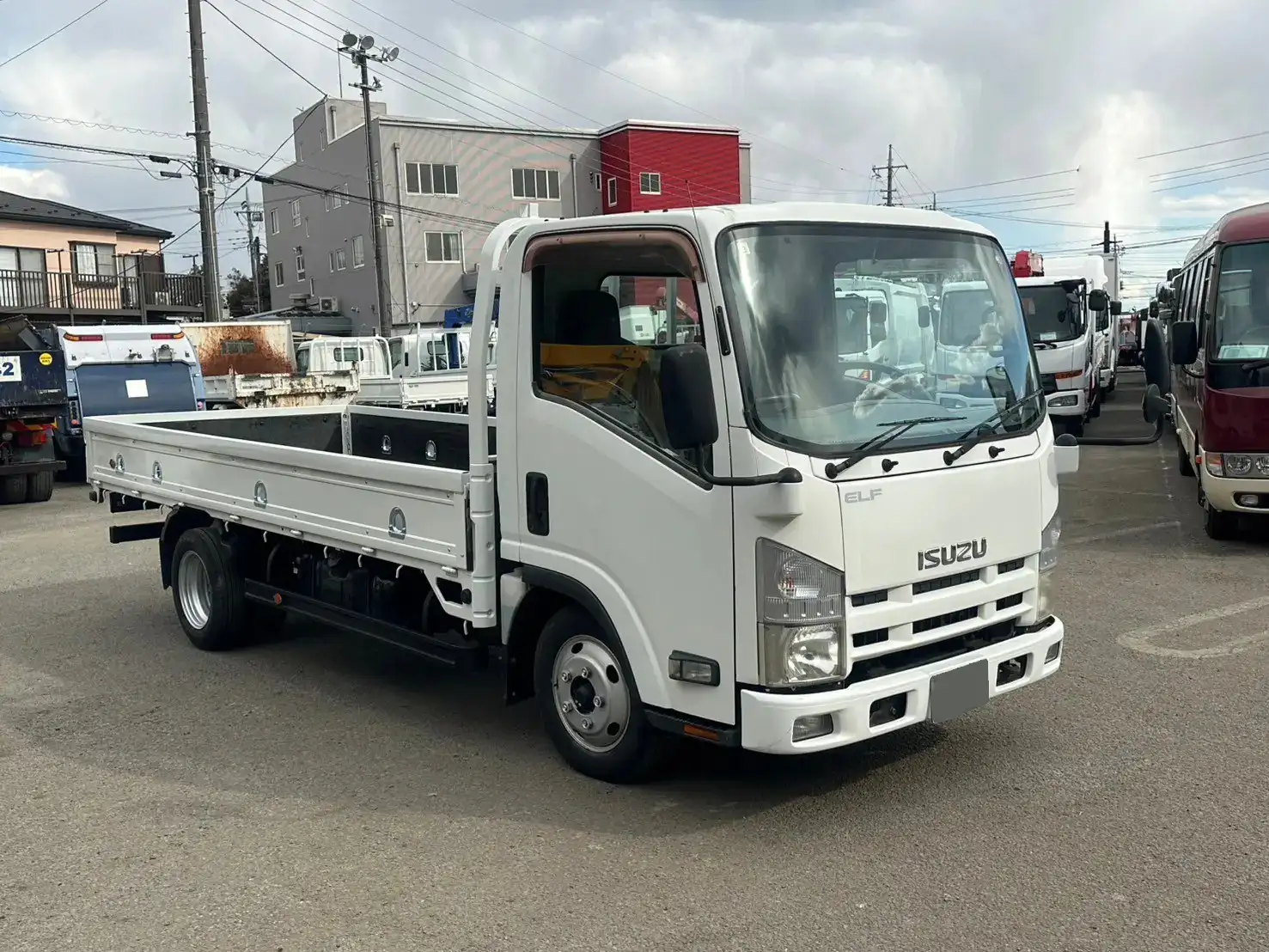 いすゞ エルフ 小型 平ボディ TKG-NLR85AR H26の中古トラック画像2