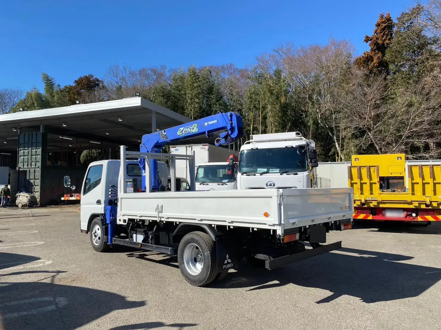 三菱 キャンター 小型 クレーン付 床鉄板 3段の中古トラック画像4