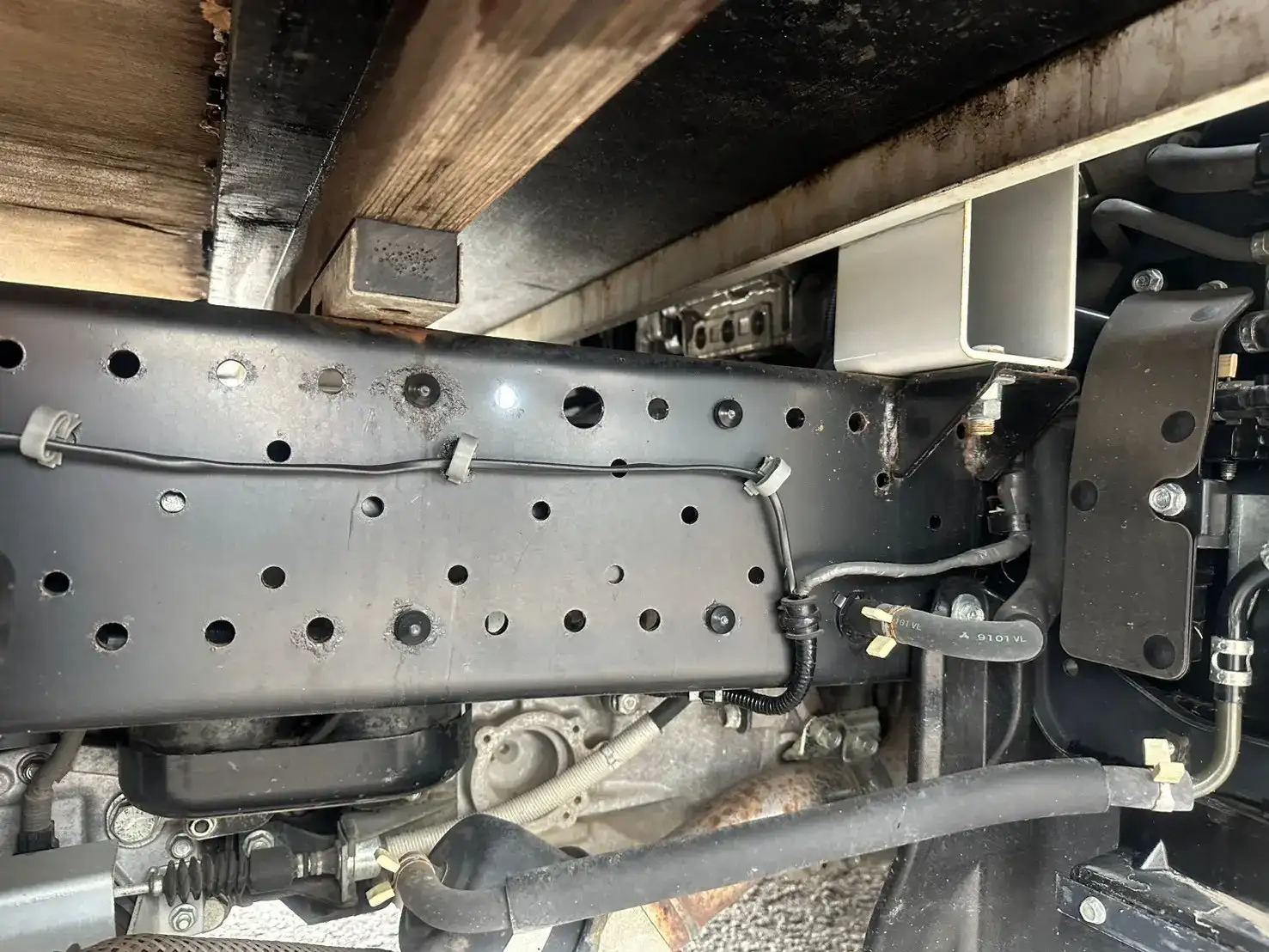 いすゞ エルフ 小型 平ボディ TPG-NJR85A H31/R1の中古トラック画像18