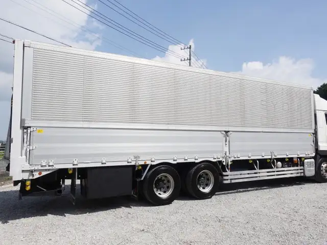 日野 プロフィア 大型 ウイング パワーゲート ハイルーフの中古トラック画像3