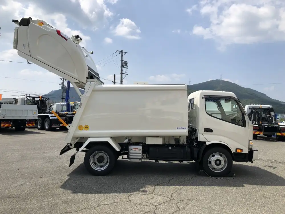 日野 デュトロ 小型 パッカー車 プレス式 2KG-XZU640Fの中古トラック画像2
