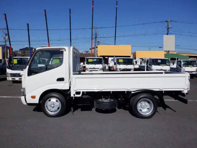 日野 デュトロ 小型 平ボディ 床鉄板 TKG-XZU605Mの中古トラック画像6