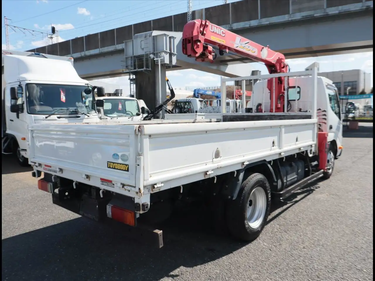 日野 デュトロ 小型 クレーン付 3段 ラジコンの中古トラック画像3