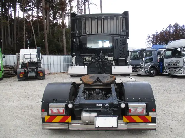いすゞ ギガ 大型 トラクター ハイルーフ 1デフの中古トラック画像5