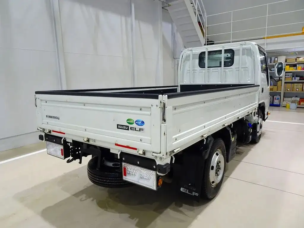 いすゞ エルフ 小型 平ボディ 2RG-NHS88A R5の中古トラック画像3