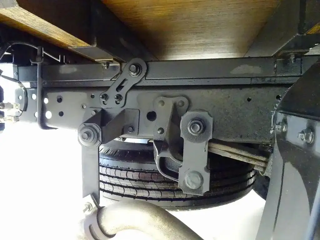 いすゞ エルフ 小型 平ボディ 2RG-NHS88A R5の中古トラック画像18