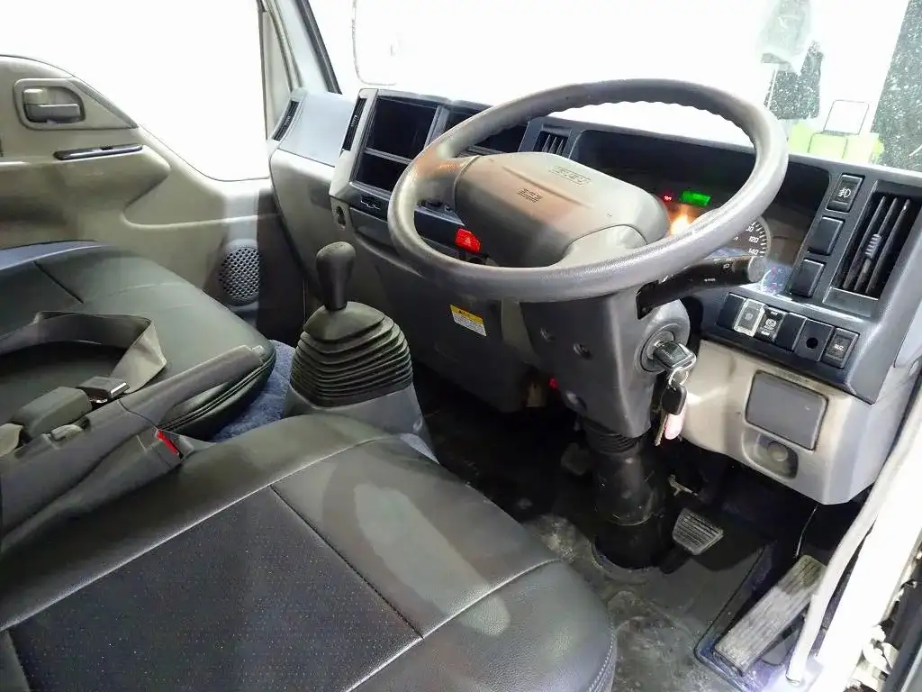 いすゞ エルフ 小型 平ボディ BKG-NHR85A H21の中古トラック画像10
