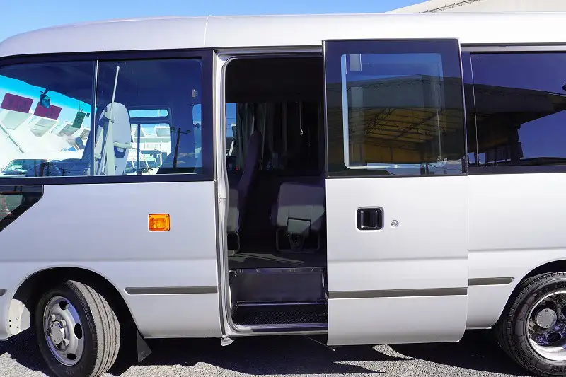 トヨタ コースター 小型 バス マイクロバス SDG-XZB40の中古トラック画像6