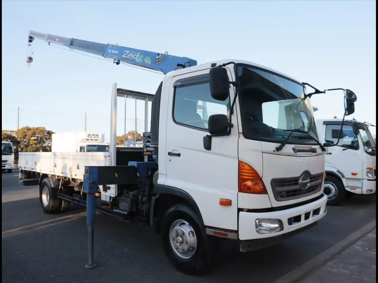 日野 レンジャー 中型/増トン クレーン付 4段 ラジコンの中古トラック画像2