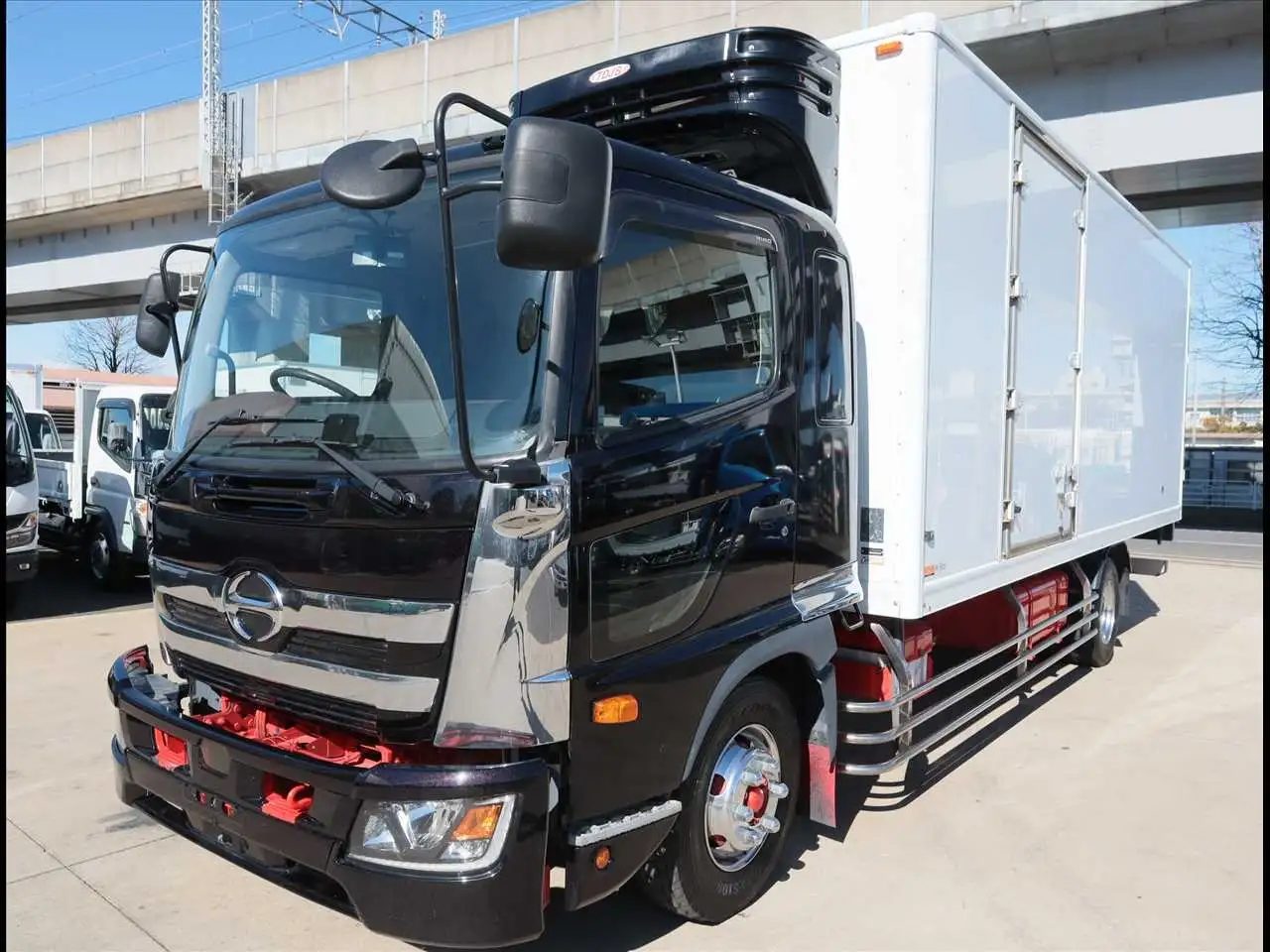 日野 レンジャー 中型/増トン 冷凍冷蔵 低温 床アルミ｜画像1
