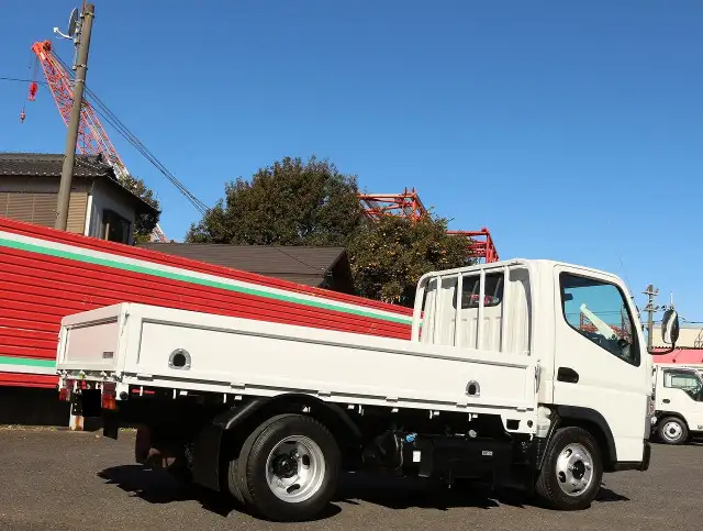 三菱 キャンター 小型 平ボディ TPG-FBA20 H28の中古トラック画像3