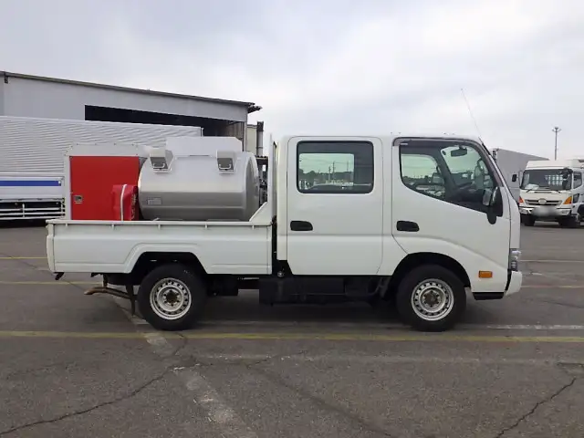 トヨタ トヨエース 小型 タンク車 ローリー LDF-KDY281の中古トラック画像2