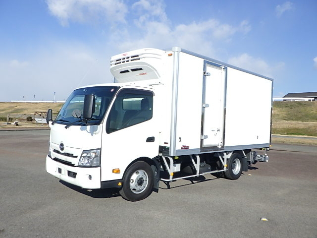 日野 デュトロ 小型 冷凍冷蔵 ワイドロング 2RG-XZU712M