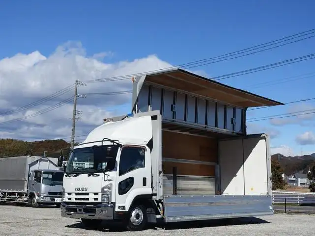 いすゞ フォワード 中型/増トン ウイング SKG-FRR90S2 H24の中古トラック画像1