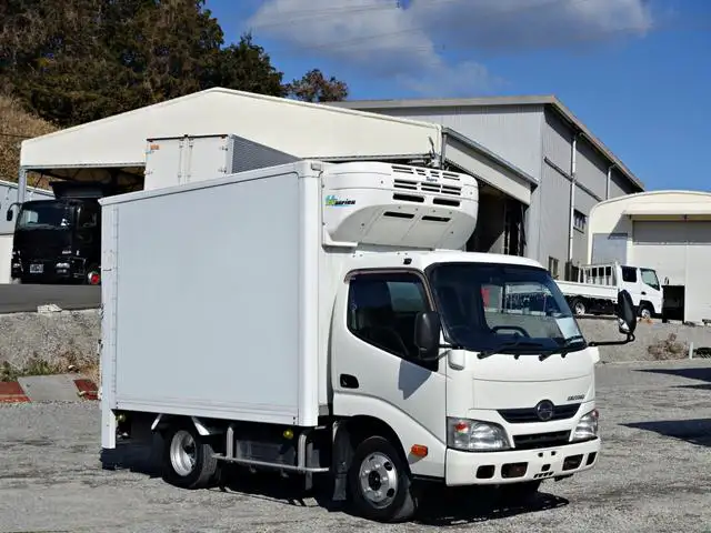 日野 デュトロ 小型 冷凍冷蔵 中温 パワーゲートの中古トラック画像1