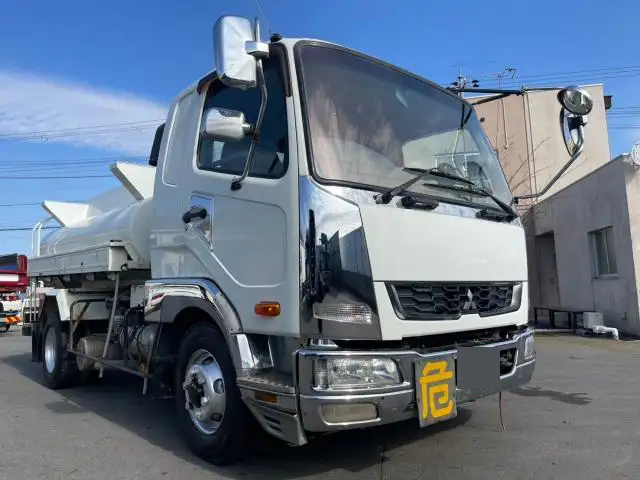 三菱 ファイター 中型/増トン タンク車 ローリー TKG-FK61Fの中古トラック画像2