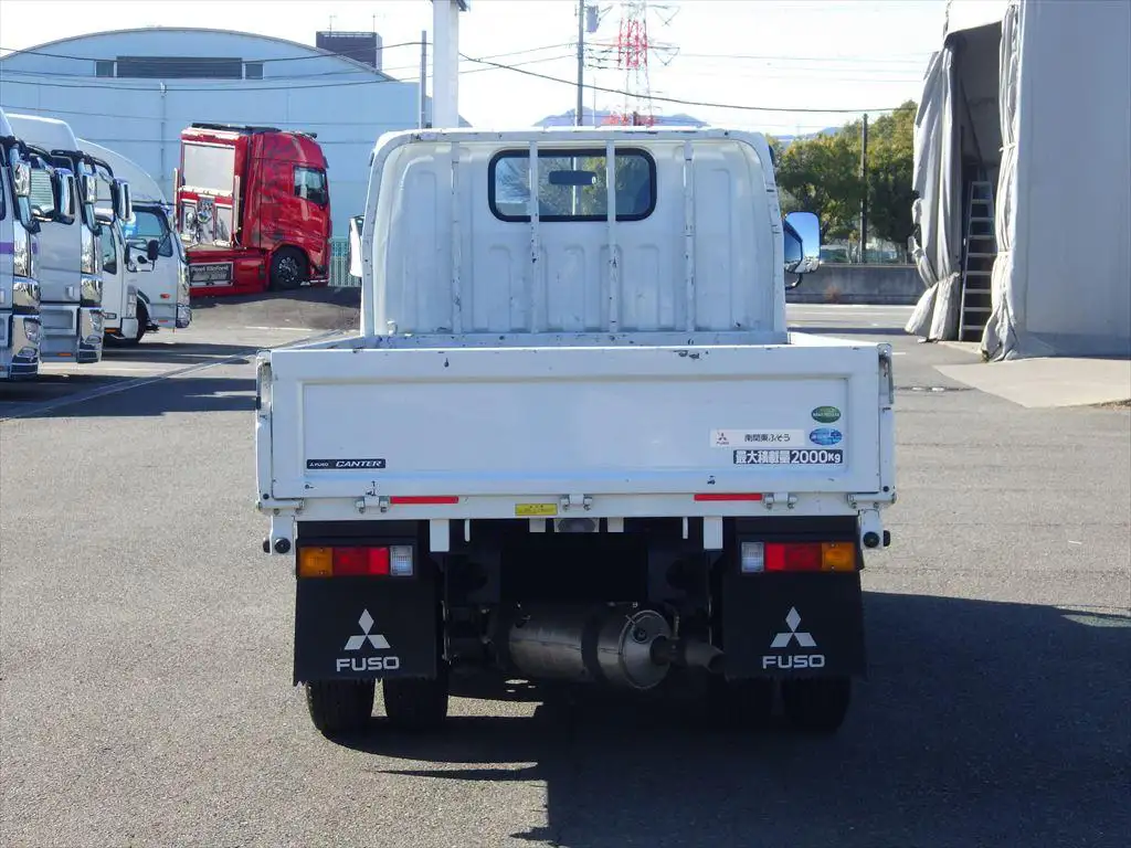 三菱 キャンター 小型 平ボディ 2RG-FBA20 R4の中古トラック画像4