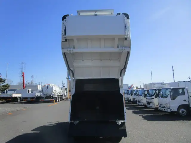 三菱 キャンター 小型 パッカー車 プレス式 2RG-FEAV0の中古トラック画像6