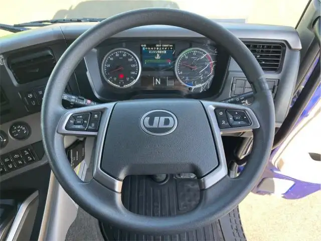 日産UD クオン 大型 トラクター ハイルーフ 1デフの中古トラック画像13