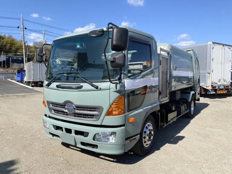 日野 レンジャー 中型/増トン パッカー車 巻き込み式 回転ダンプ式の中古トラック画像1