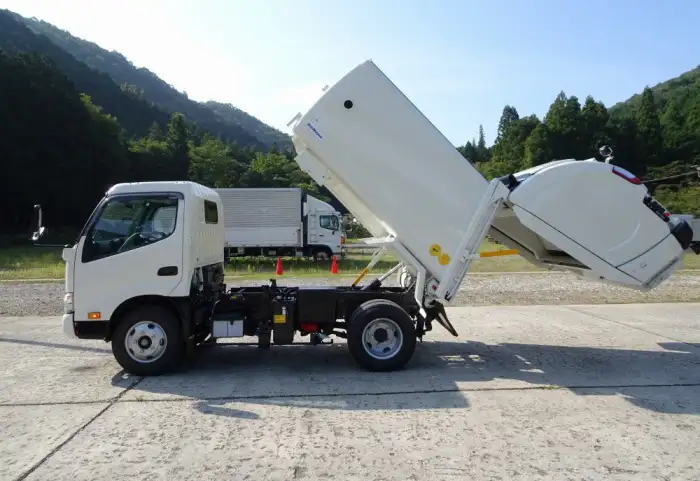 日野 デュトロ 小型 パッカー車 巻き込み式 回転ダンプ式の中古トラック画像4