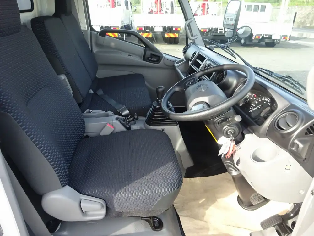 日野 デュトロ 小型 ウイング 2PG-XZU722M R5の中古トラック画像10