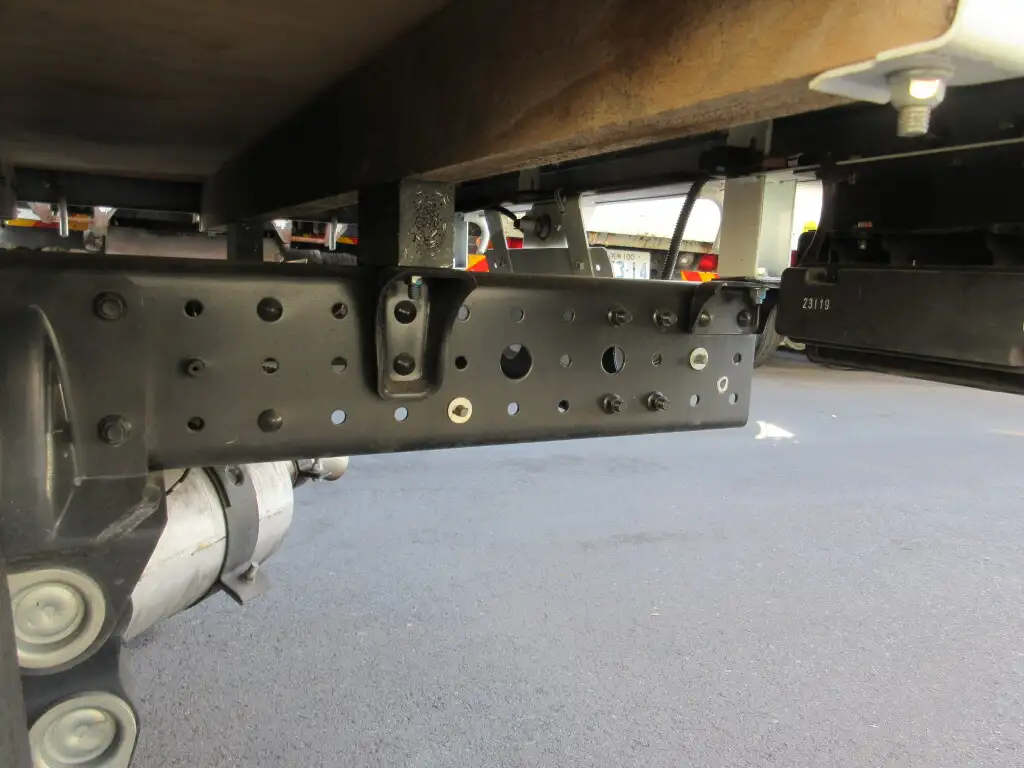 三菱 キャンター 小型 平ボディ 2TG-FBA00 R2の中古トラック画像像17
